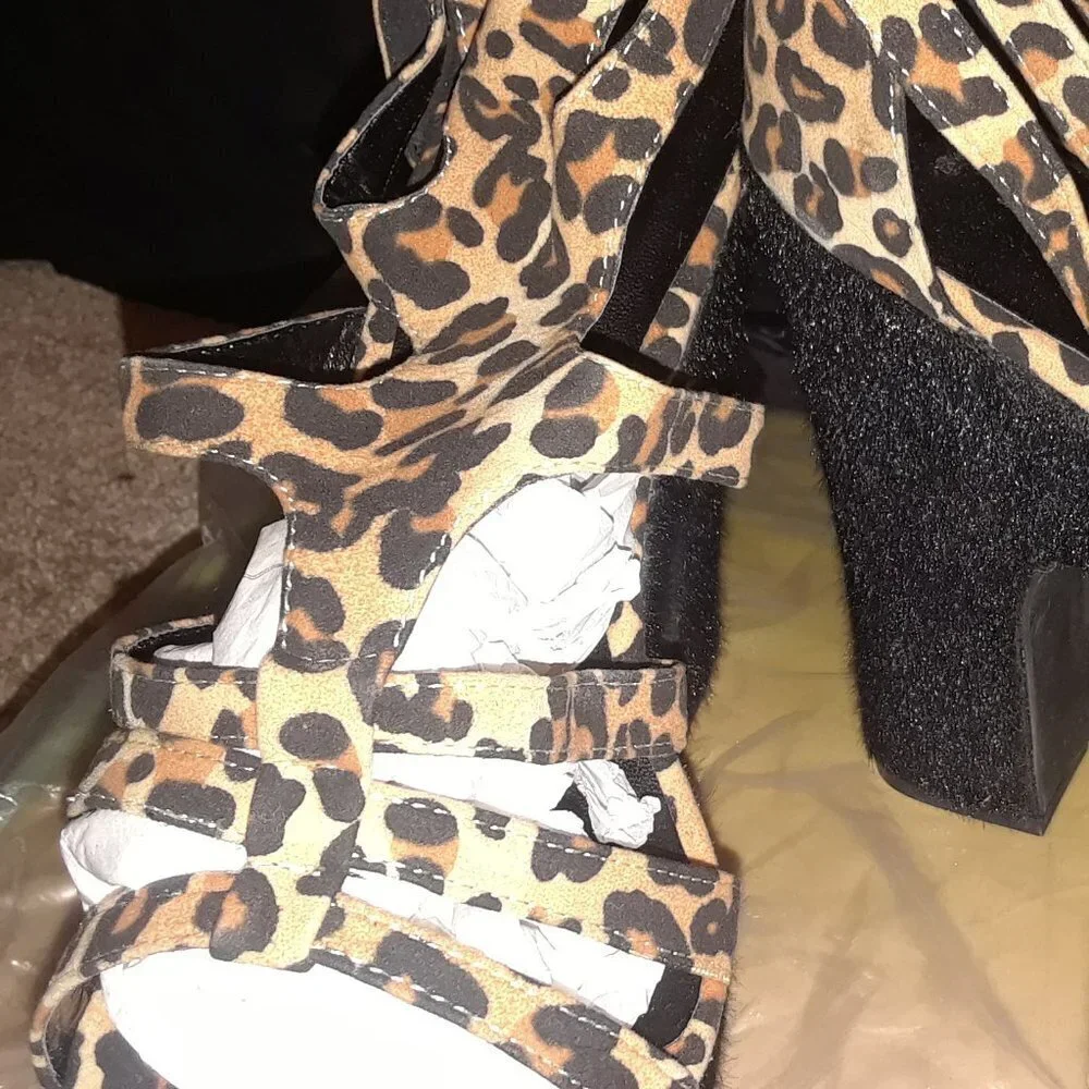LEOPARD  PLATFORM HEEL